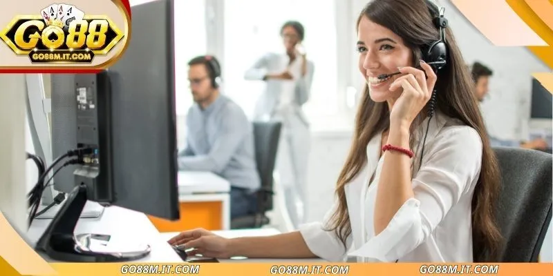 Hỗ trợ khách hàng liên tục